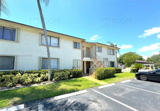 152 NW 60th Ave # 3, Margate FL 33063