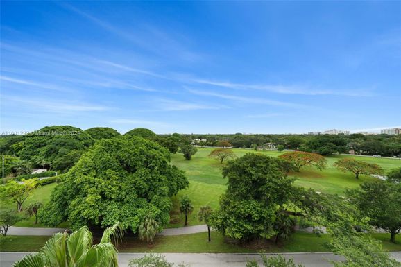 720 Coral Way # 7C, Coral Gables FL 33134