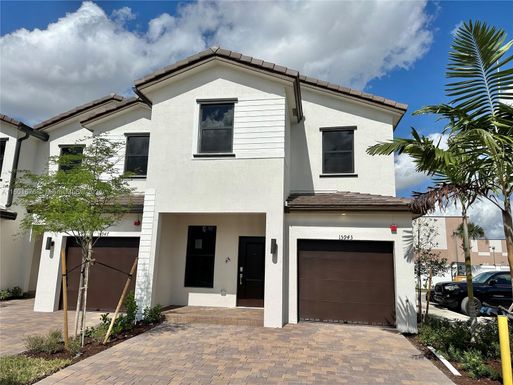 15943 SW 2nd St, Pembroke Pines FL 33027