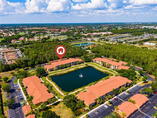 1810 Florida Club Cir # 1107, Naples FL 34112