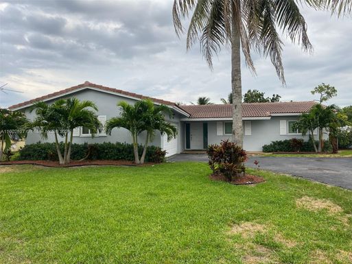 7506 NW 41st St, Coral Springs FL 33065