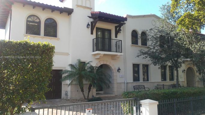 404 Zamora Ave # A, Coral Gables FL 33134