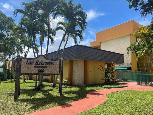 606 W 81st St # 210, Hialeah FL 33014