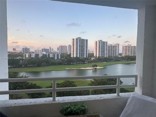 20225 NE 34 ST # 1022, Aventura FL 33180