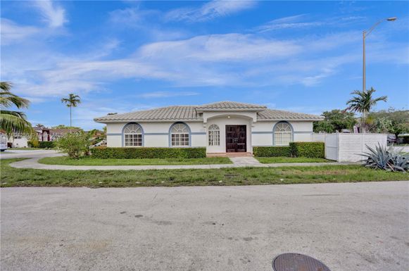 3131 W 79th Pl, Hialeah FL 33018