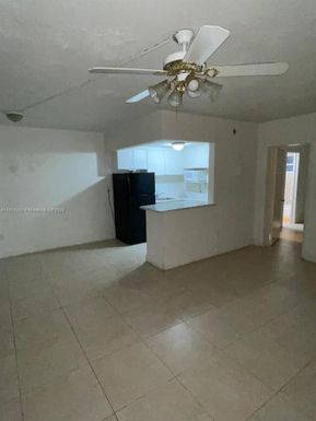 1230 W 54th St # 127A, Hialeah FL 33012