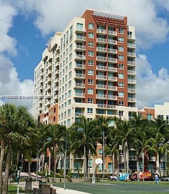 2000 N Bayshore Dr # 801, Miami FL 33137