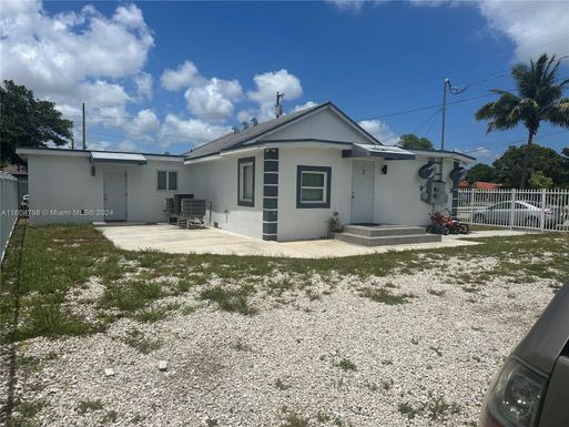 3102 NW 70th Ter, Miami FL 33147