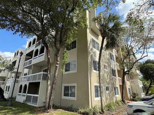 7707 Camino Real # 210, Miami FL 33143