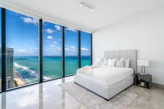 18555 Collins Ave # 5105, Sunny Isles Beach FL 33160