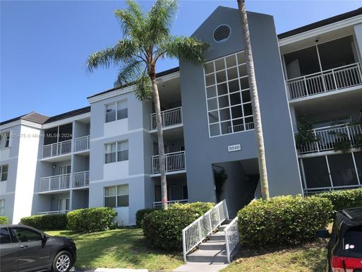 8540 SW 212 ST # 203, Cutler Bay FL 33189