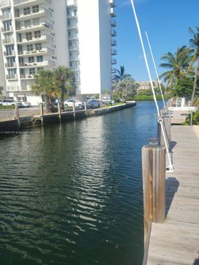 3201 Canal Dr # 2, Pompano Beach FL 33062