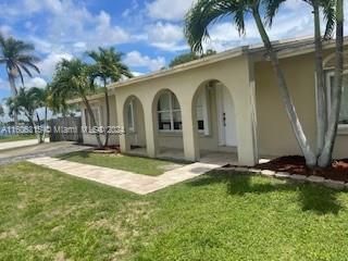 13111 SW 84th St, Miami FL 33183