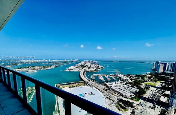 888 Biscayne Blvd # 5404, Miami FL 33132