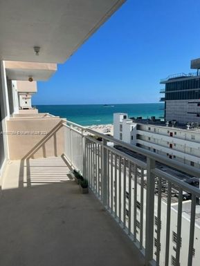 345 Ocean Dr # 907, Miami Beach FL 33139