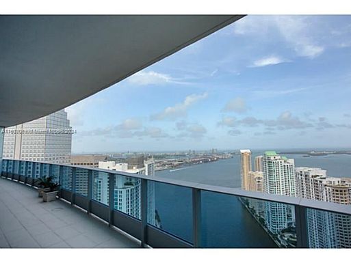 200 Biscayne Boulevard Way # 5103, Miami FL 33131