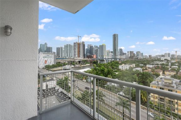 10 SW South River Dr # 1006, Miami FL 33130