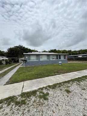 12400 NE 11th Ct # 4, North Miami FL 33161