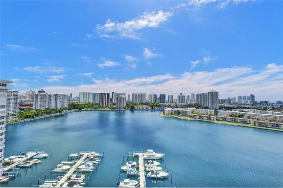 18041 Biscayne Blvd # 1804, Aventura FL 33160