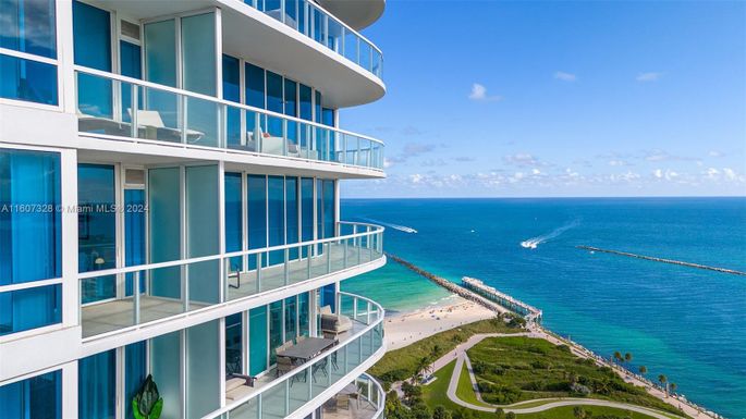 100 S Pointe Dr # 2503, Miami Beach FL 33139