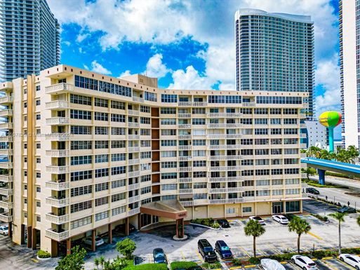 1825 S Ocean Dr # 203, Hallandale Beach FL 33009