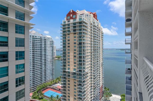 1200 BRICKELL BAY DR # 2808, Miami FL 33131