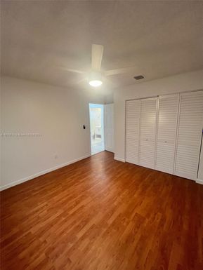 2224 Pierce St # 26, Hollywood FL 33020