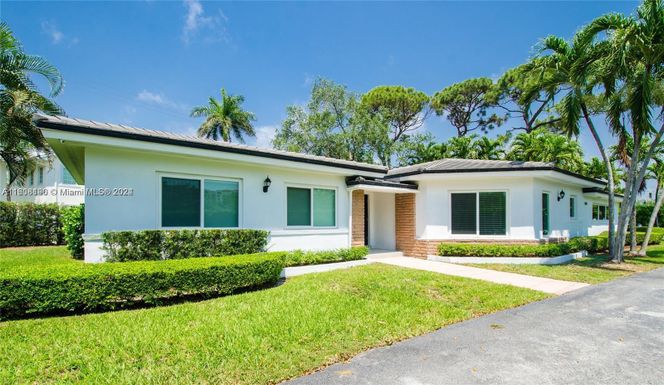 4020 Riviera Dr, Coral Gables FL 33146