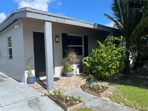 3135 #1 SW 64th Ave, Miami FL 33155