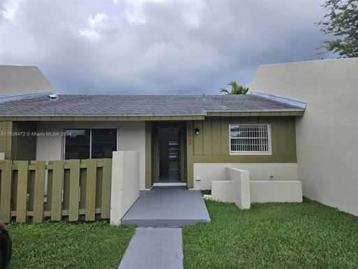 11013 SW 125th Ave, Miami FL 33186