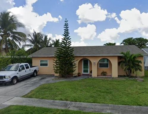 2411 NW 110th Ave, Sunrise FL 33322