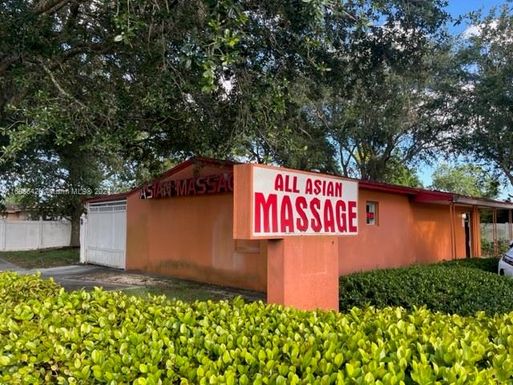 2451 N 59th Ter, Hollywood FL 33021