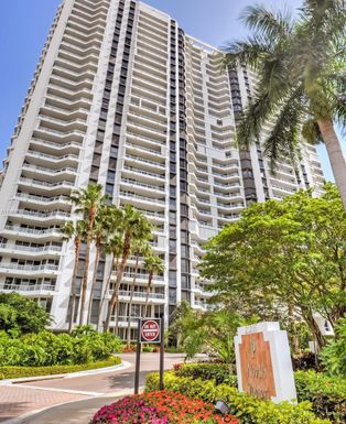 21205 YACHT CLUB DR # 2409, Aventura FL 33180