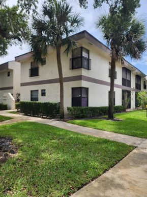 4714 N Carambola Cir N # 2795, Coconut Creek FL 33066