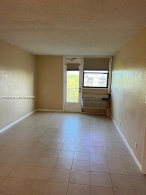 2771 Riverside Dr # A, Coral Springs FL 33065