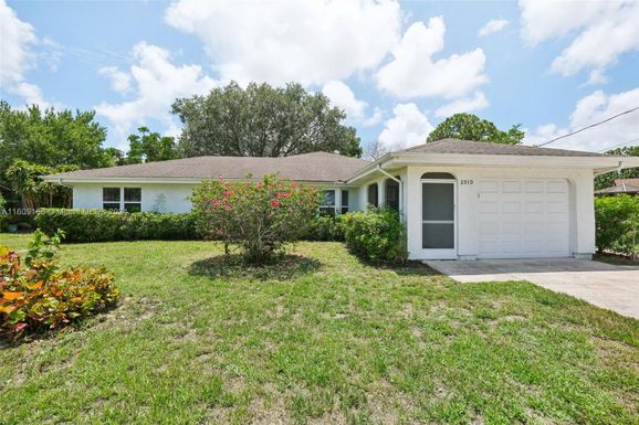 2010 SW Brisbane St, Port St. Lucie FL 34984