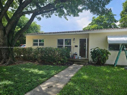 1427 Crest Dr # 1427, Lake Worth FL 33461