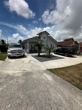 3457 W 74th Pl, Hialeah FL 33018