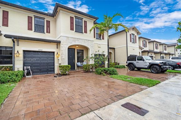 10346 W 33rd Ct, Hialeah FL 33018