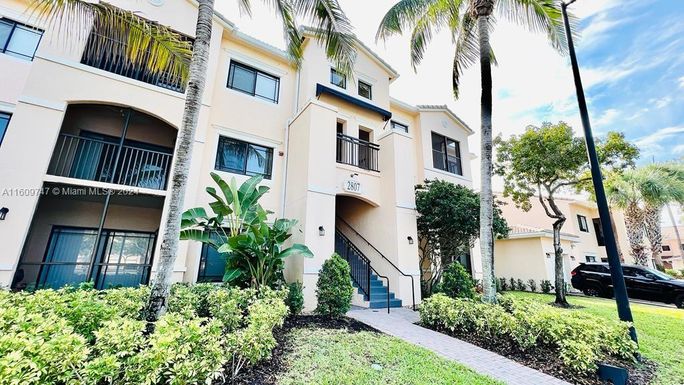 2807 Veronia Dr # 201, Palm Beach Gardens FL 33410