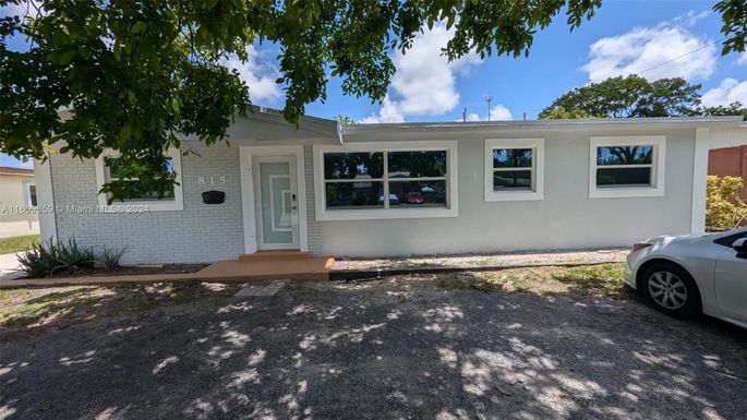 815 NW 200th Ter # 1, Miami Gardens FL 33169