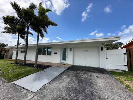 8320 Taft St, Pembroke Pines FL 33024