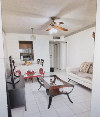 17620 Atlantic Blvd # 207, Sunny Isles Beach FL 33160