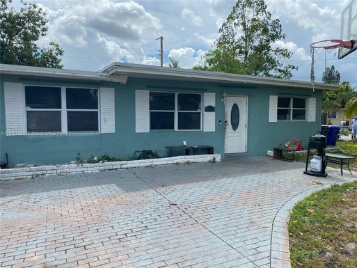 515 S 61st Ter, Hollywood FL 33023