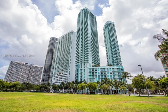 1900 N Bayshore Dr # 2110, Miami FL 33132