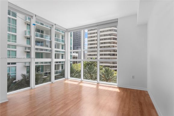 950 Brickell Bay Dr # 501, Miami FL 33131