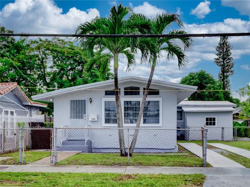 1132 NW 39th St, Miami FL 33127