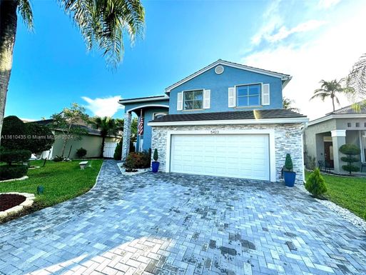 5423 NW 55th Ter, Coconut Creek FL 33073