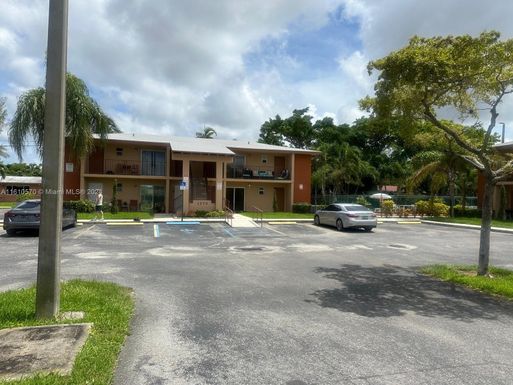 1270 NE 119th St # 2A, Miami FL 33161