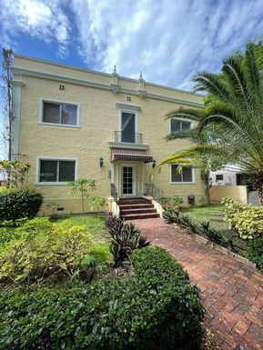 223 Calabria Ave # 8, Coral Gables FL 33134